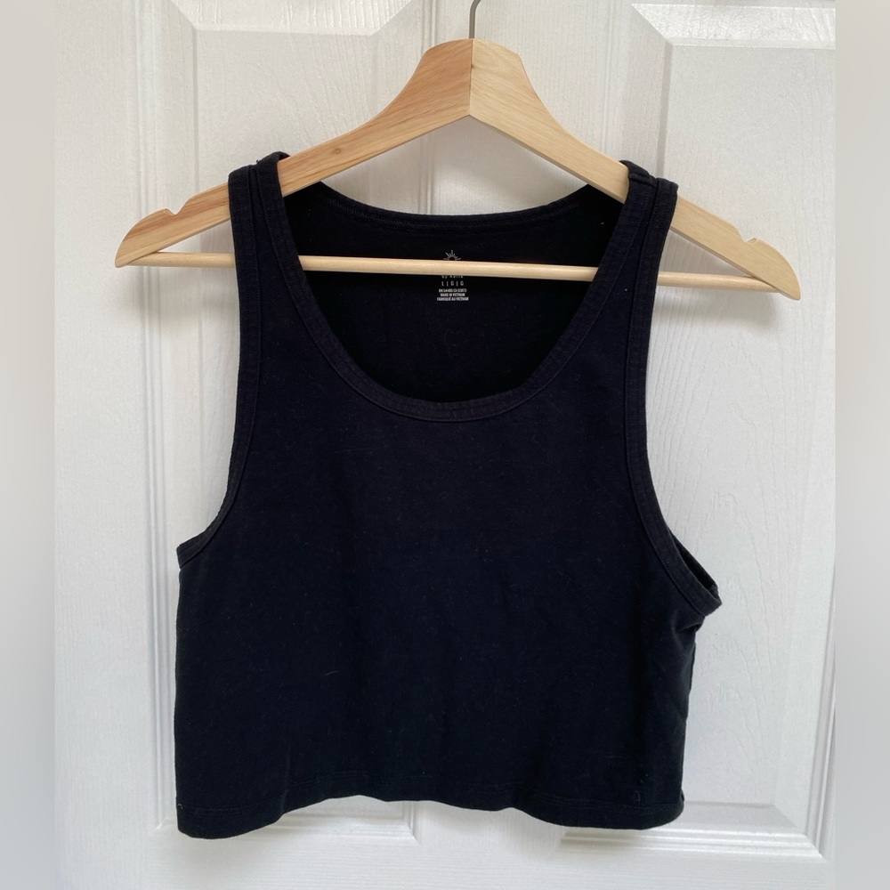 Offline by Aerie cropped black tank top